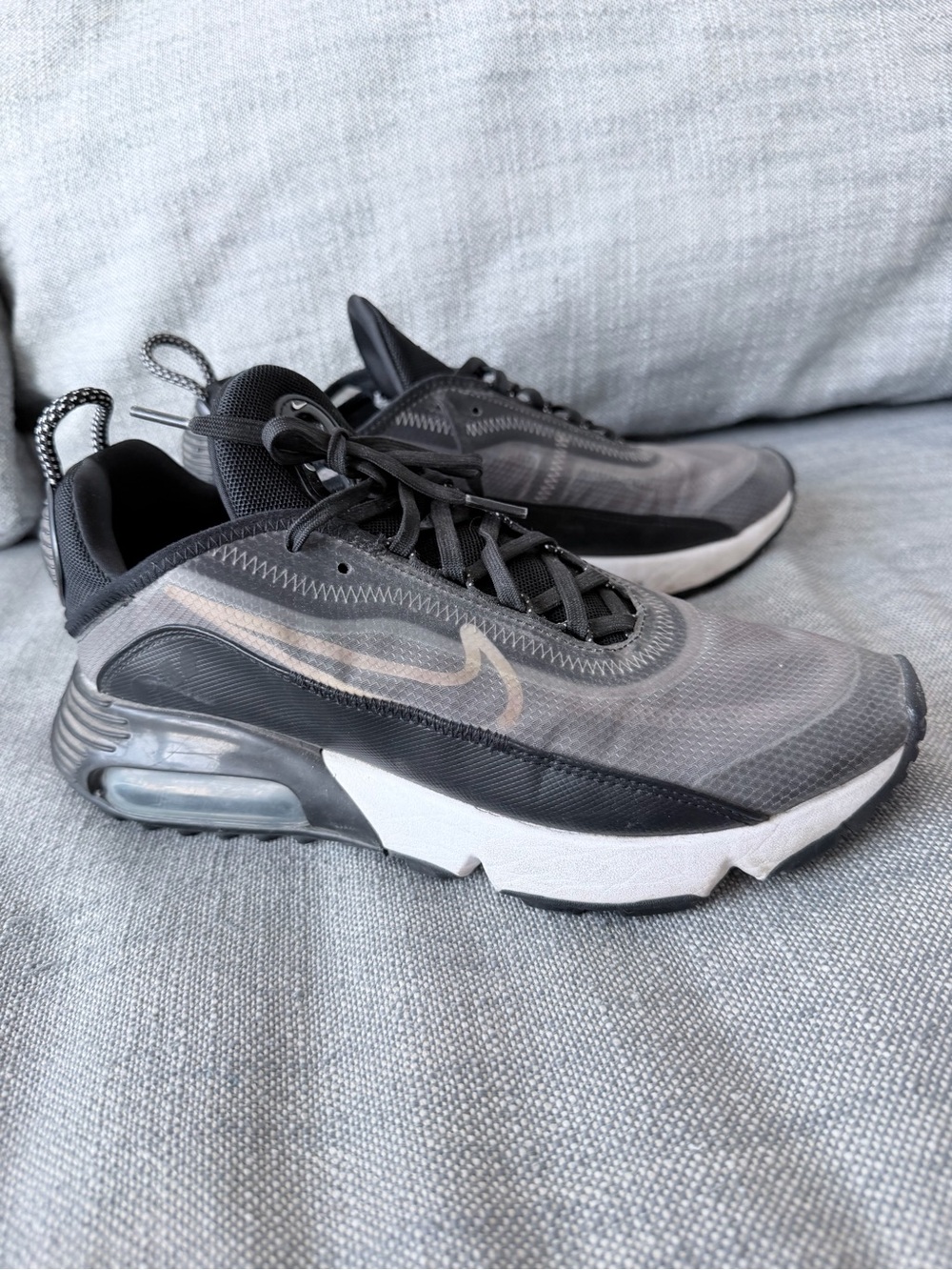 Nike Women’s Black and White Air Max-Style Athletic Sneakers